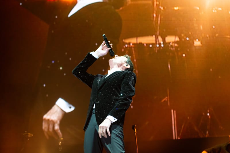 Gianni Morandi live Torino