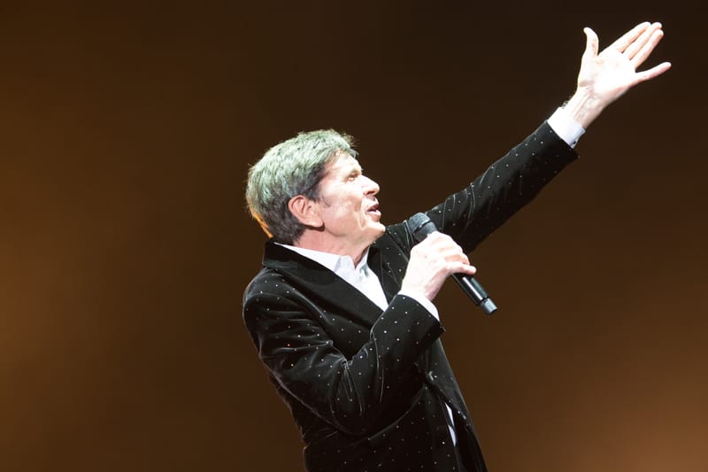 Gianni Morandi live Torino