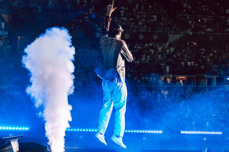 Pinguini tattici Nucleari live a Torino