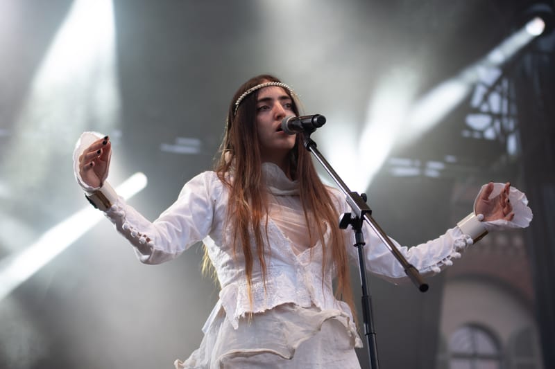 Joan Thiele live Flowers Festival 2025