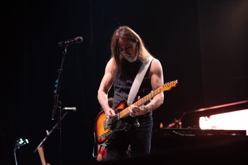 Afterhours live al Flowers Festival 2025