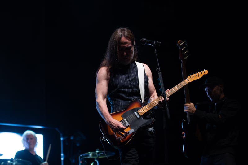 Afterhours live al Flowers Festival 2025