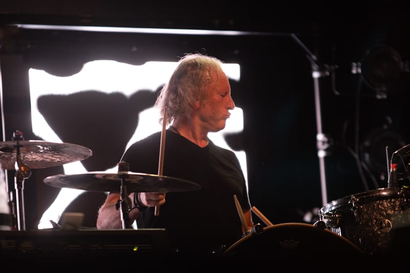 Afterhours live al Flowers Festival 2025