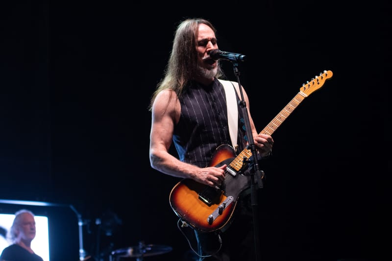 Afterhours live al Flowers Festival 2025