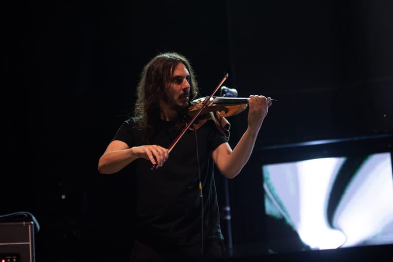 Afterhours live al Flowers Festival 2025