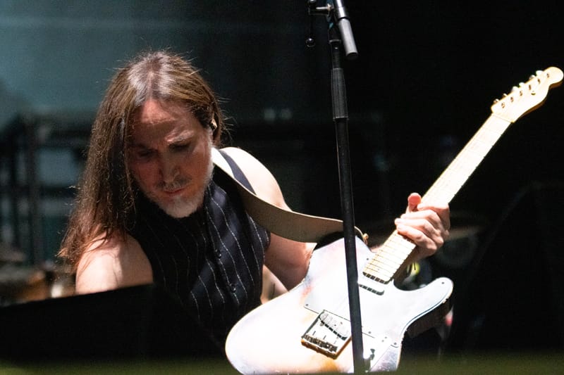 Afterhours live al Flowers Festival 2025