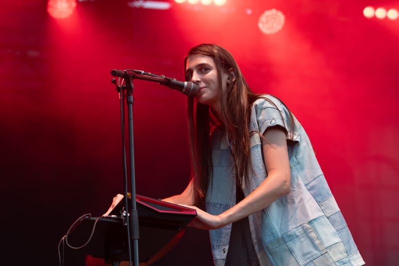 Emma Nolde live Flowers Festival