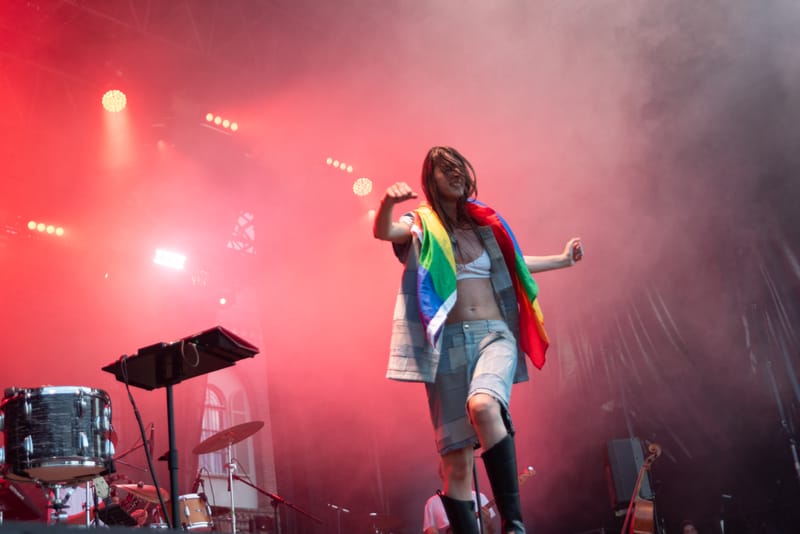 Emma Nolde live Flowers Festival