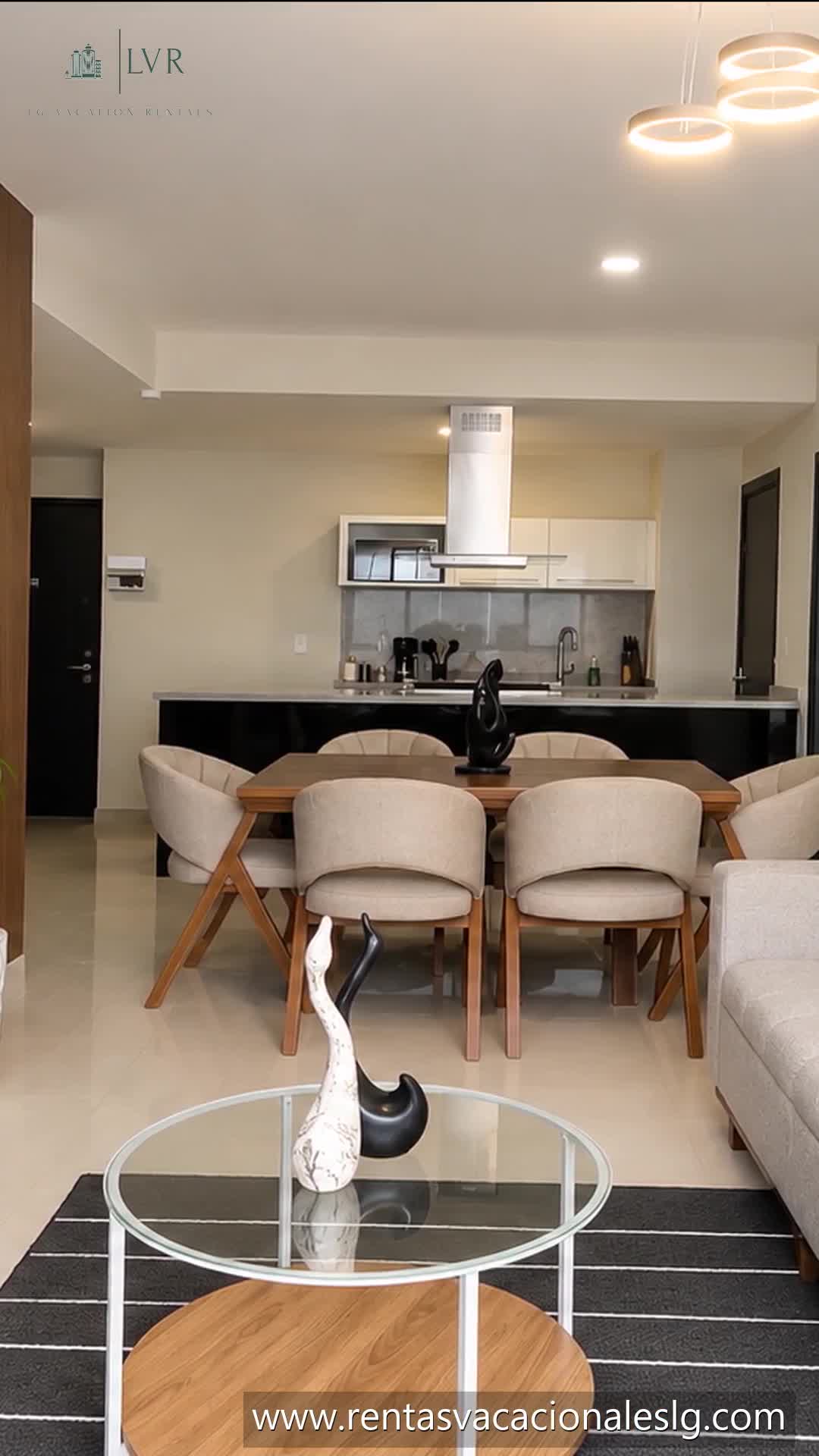 3 bedrooms for 12 | Polanco | Pool, gym | Antara Carso