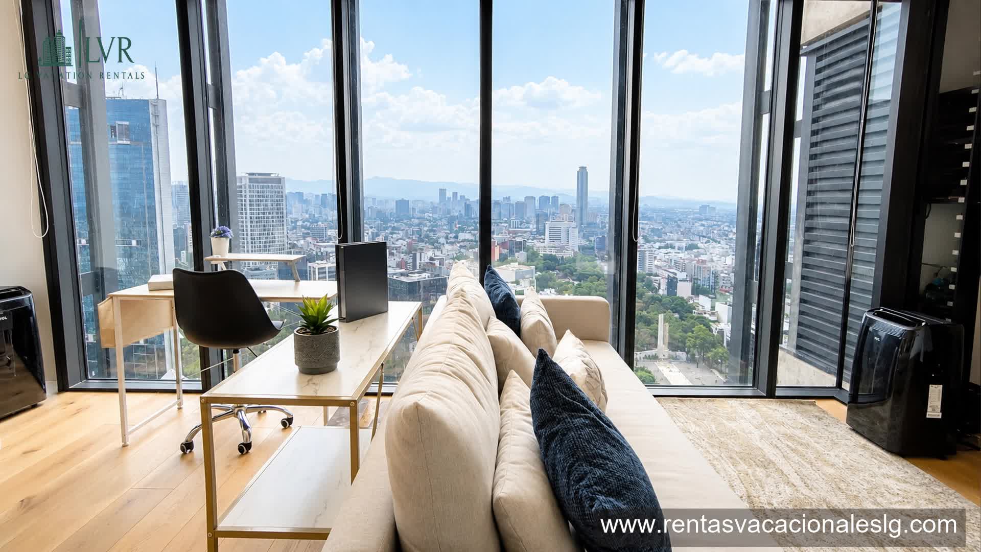 1BR Executive Apartment Reforma | Skyline + Pool, Gym