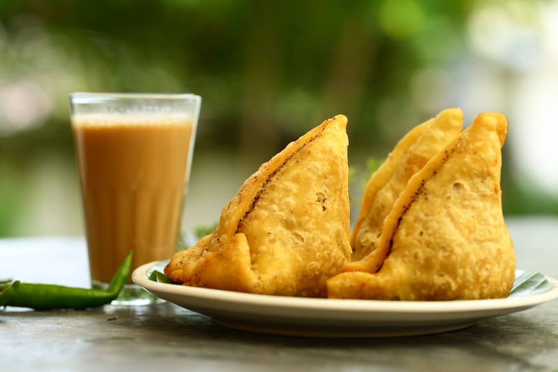 Mota Gehu Atta Samosa