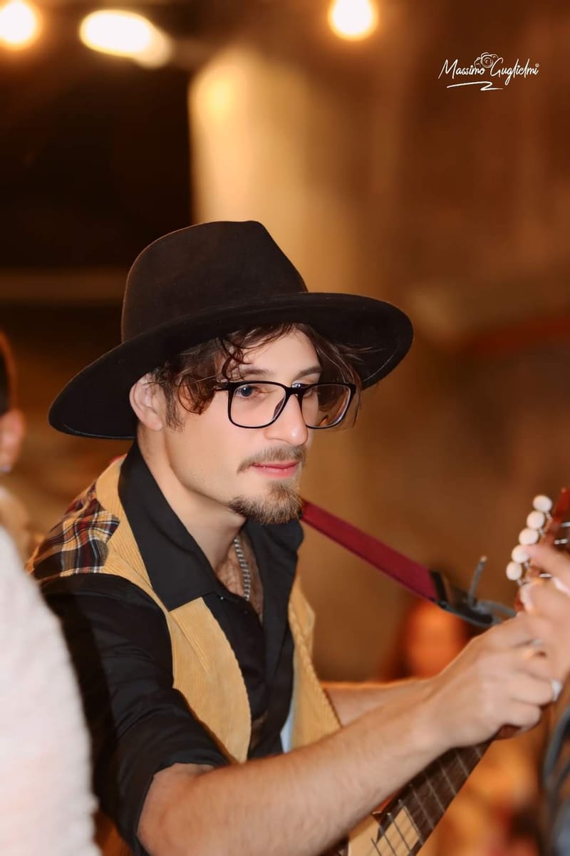  Roccamandolfi: Nella Rocca dei Briganti -