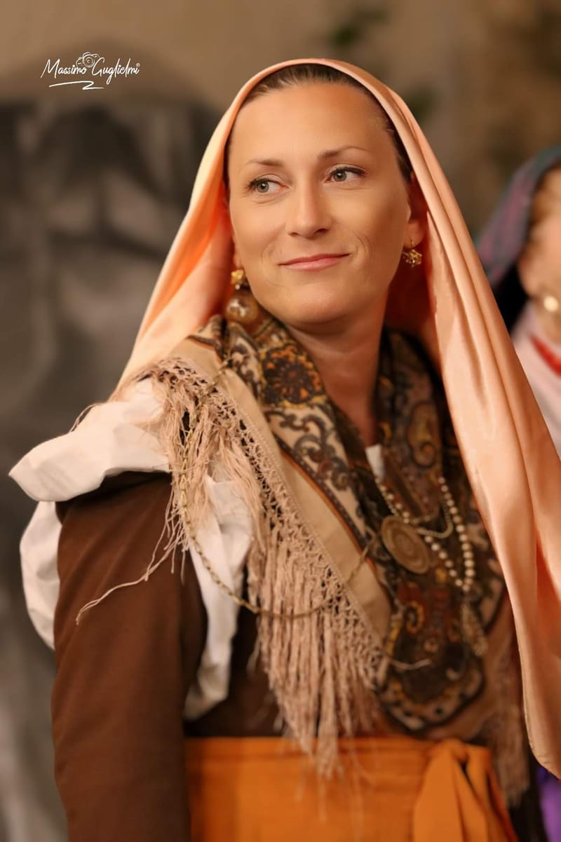  Roccamandolfi: Nella Rocca dei Briganti -