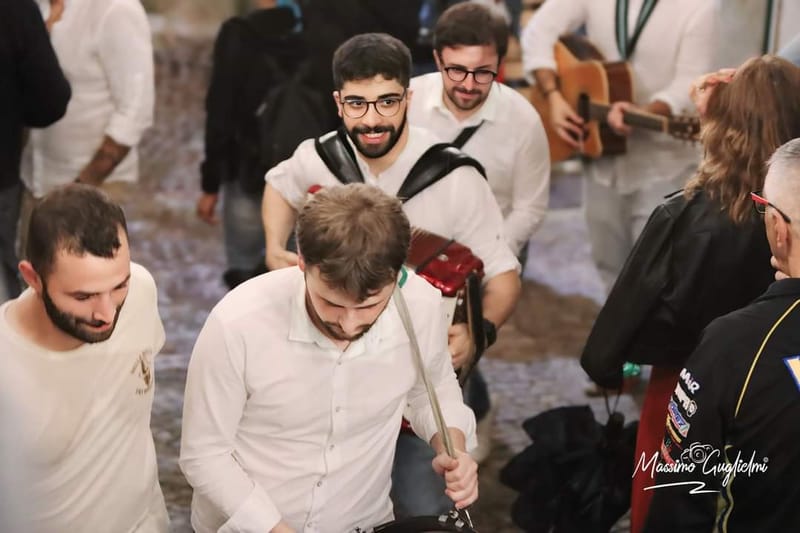  Roccamandolfi: Nella Rocca dei Briganti -