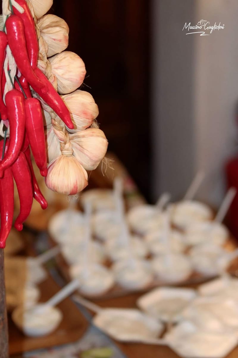  Roccamandolfi: Nella Rocca dei Briganti -