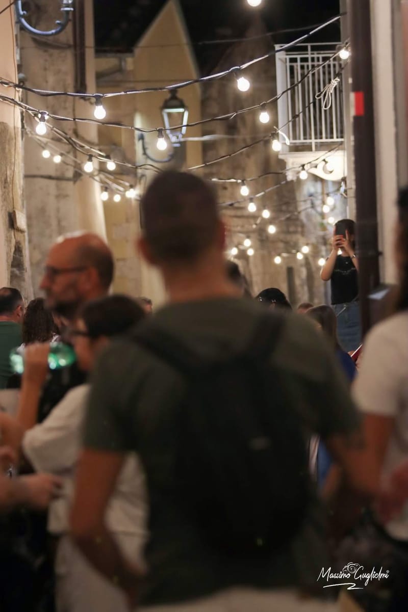  Roccamandolfi: Nella Rocca dei Briganti -