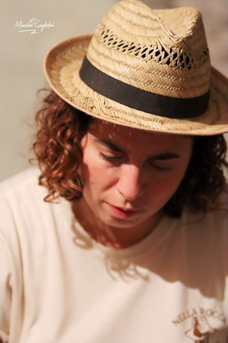  Roccamandolfi: Nella Rocca dei Briganti -