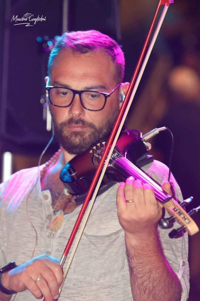  Roccamandolfi: Nella Rocca dei Briganti -