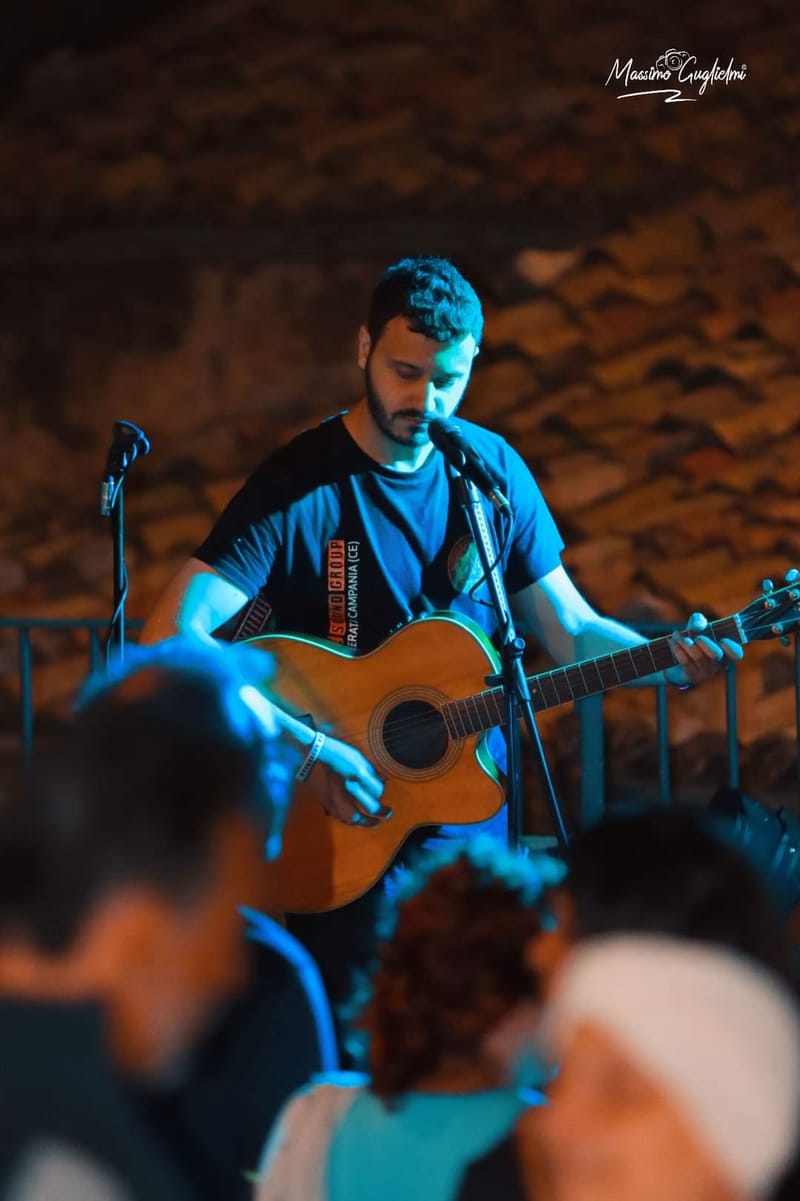  Roccamandolfi: Nella Rocca dei Briganti -