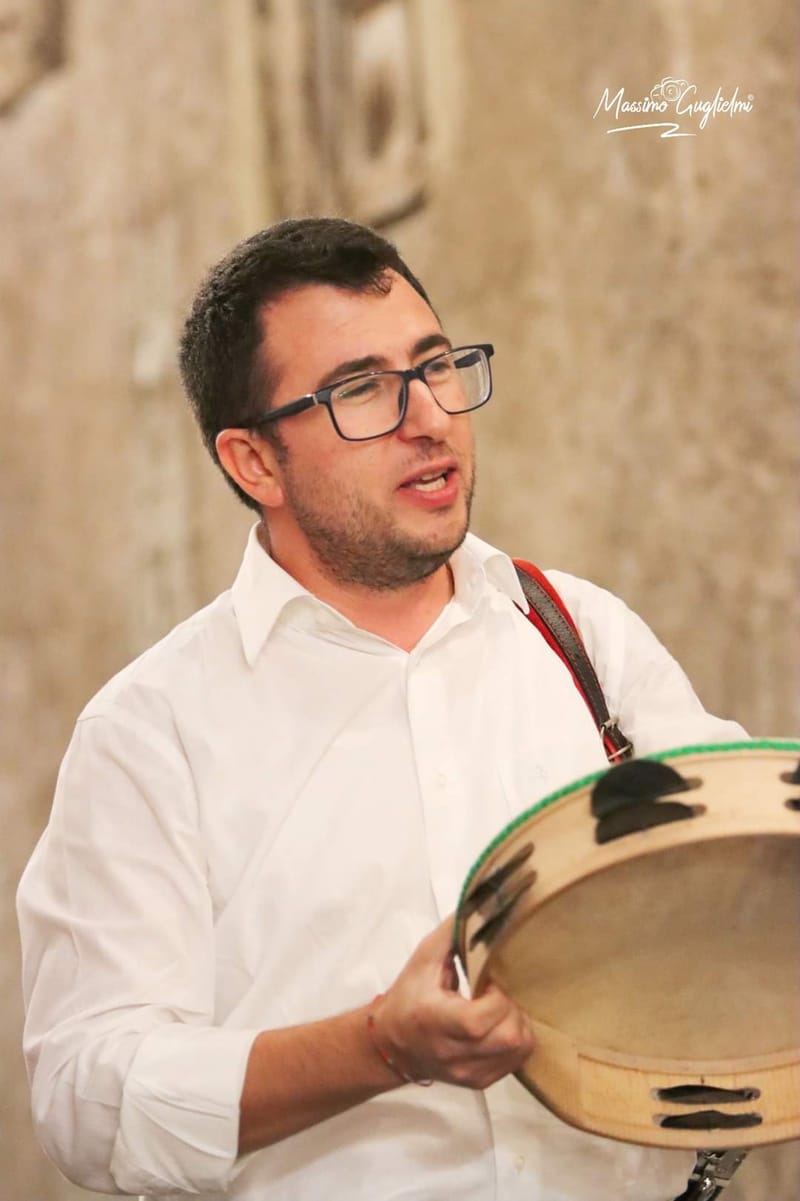  Roccamandolfi: Nella Rocca dei Briganti -