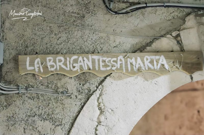  Roccamandolfi: Nella Rocca dei Briganti -