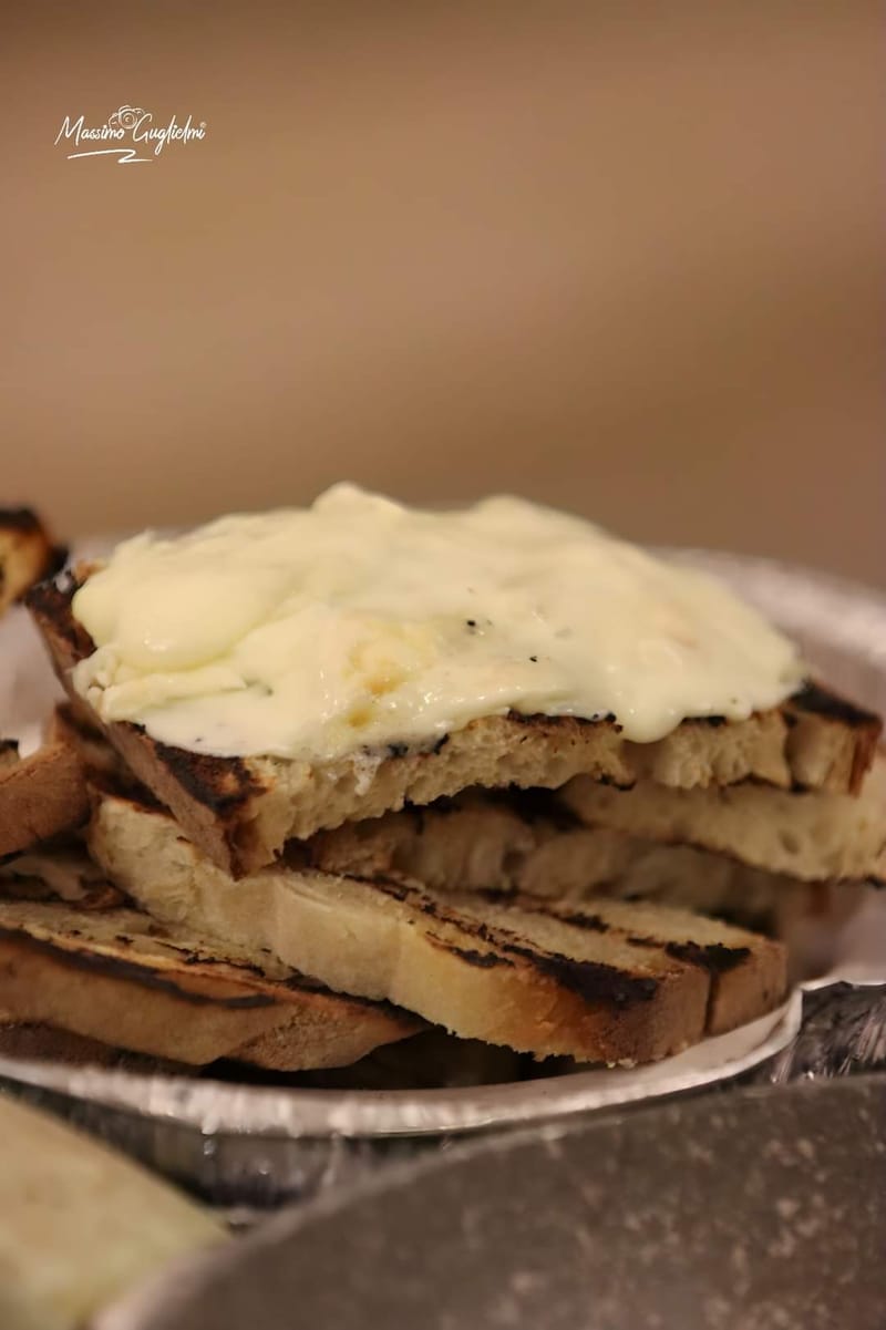  Roccamandolfi: Nella Rocca dei Briganti -