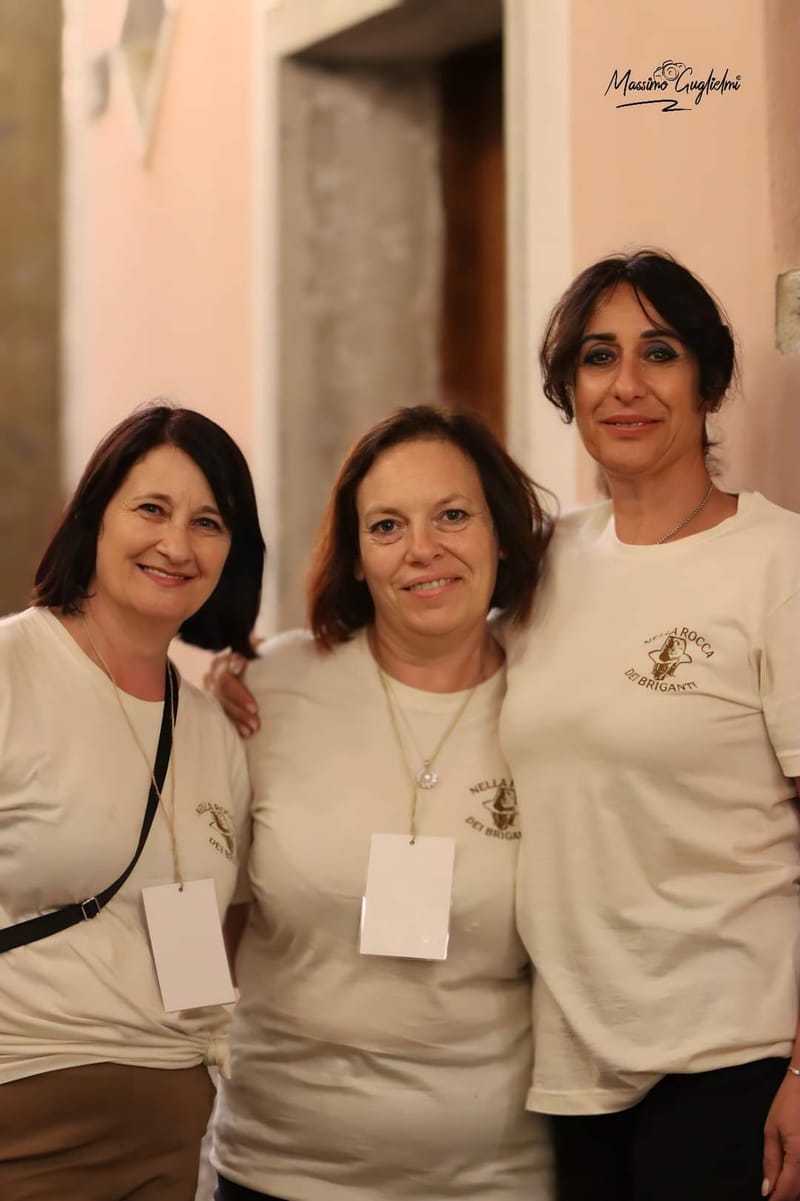  Roccamandolfi: Nella Rocca dei Briganti -