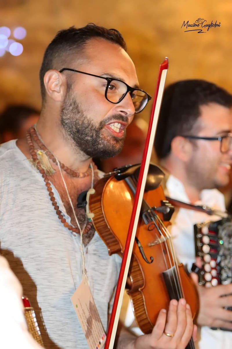  Roccamandolfi: Nella Rocca dei Briganti -