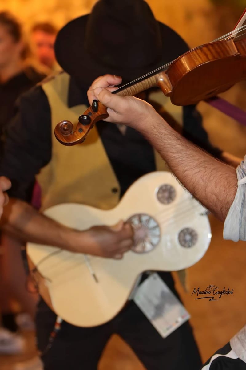  Roccamandolfi: Nella Rocca dei Briganti -