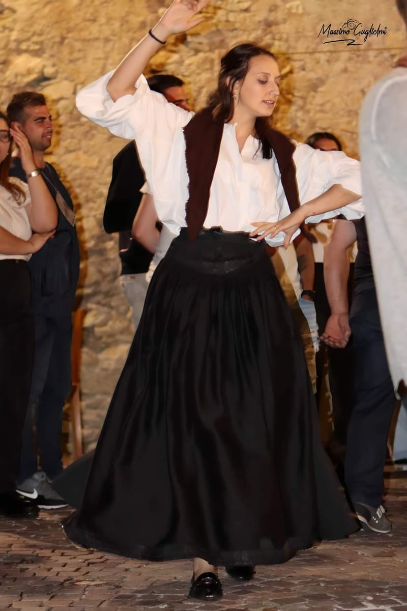  Roccamandolfi: Nella Rocca dei Briganti -