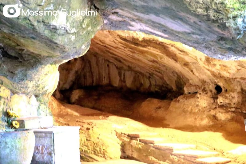 Sant'Angelo in Grotte