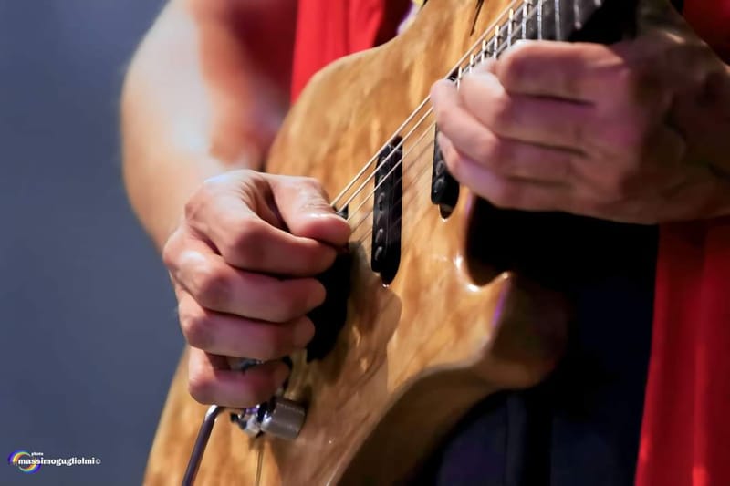 TRIBUTE BAND JOVANOTTI - PENSIERI POSITIVI  19 Agosto 2023 -