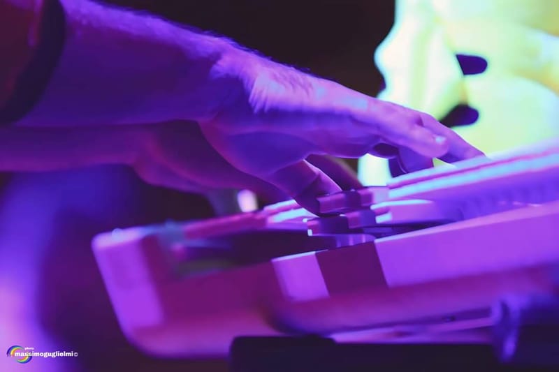 TRIBUTE BAND JOVANOTTI - PENSIERI POSITIVI  19 Agosto 2023 -