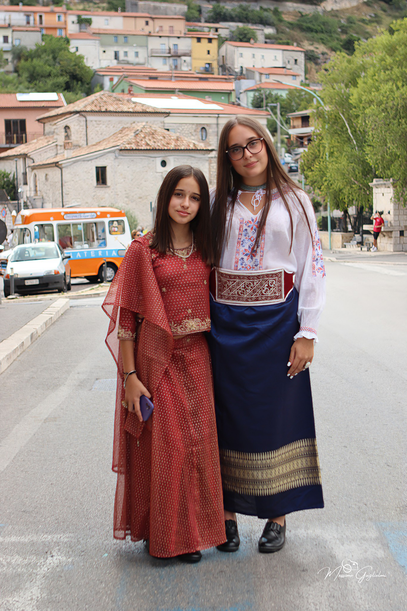 UNA GIORNATA MAGICA A LONGANO