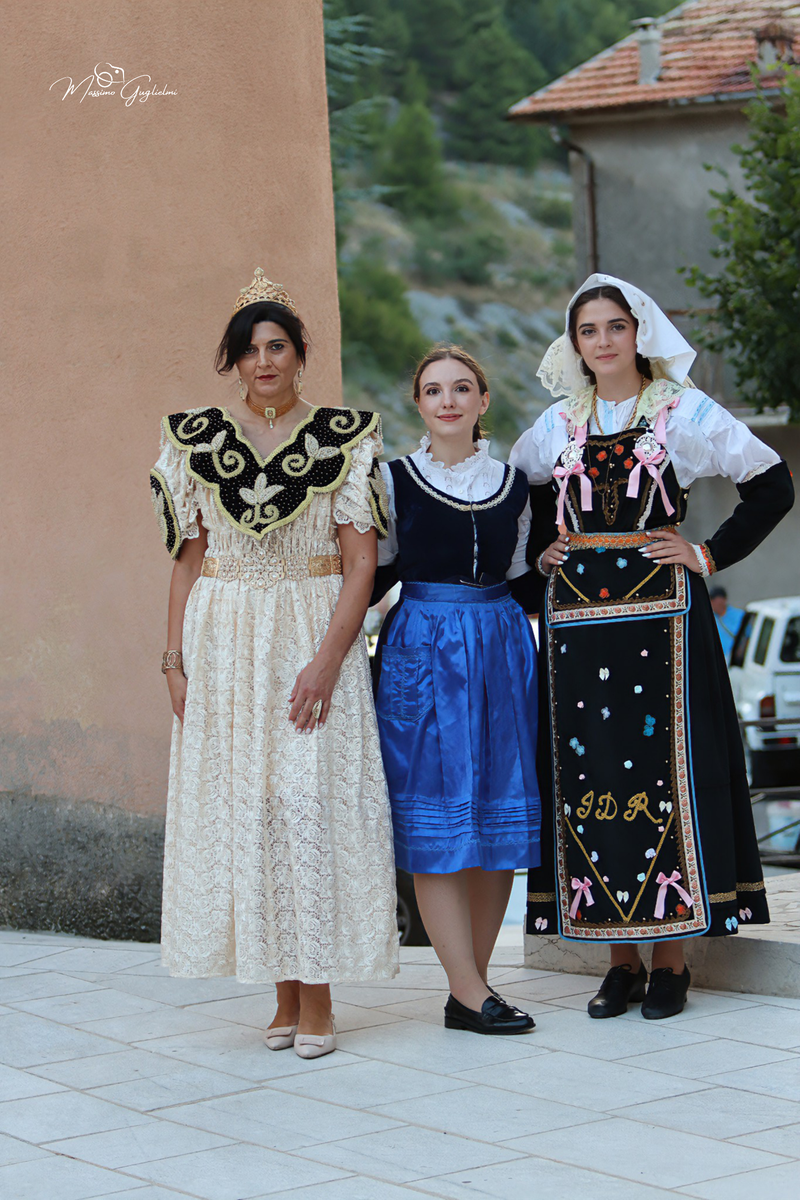 UNA GIORNATA MAGICA A LONGANO