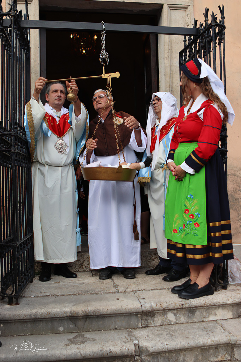 UNA GIORNATA MAGICA A LONGANO