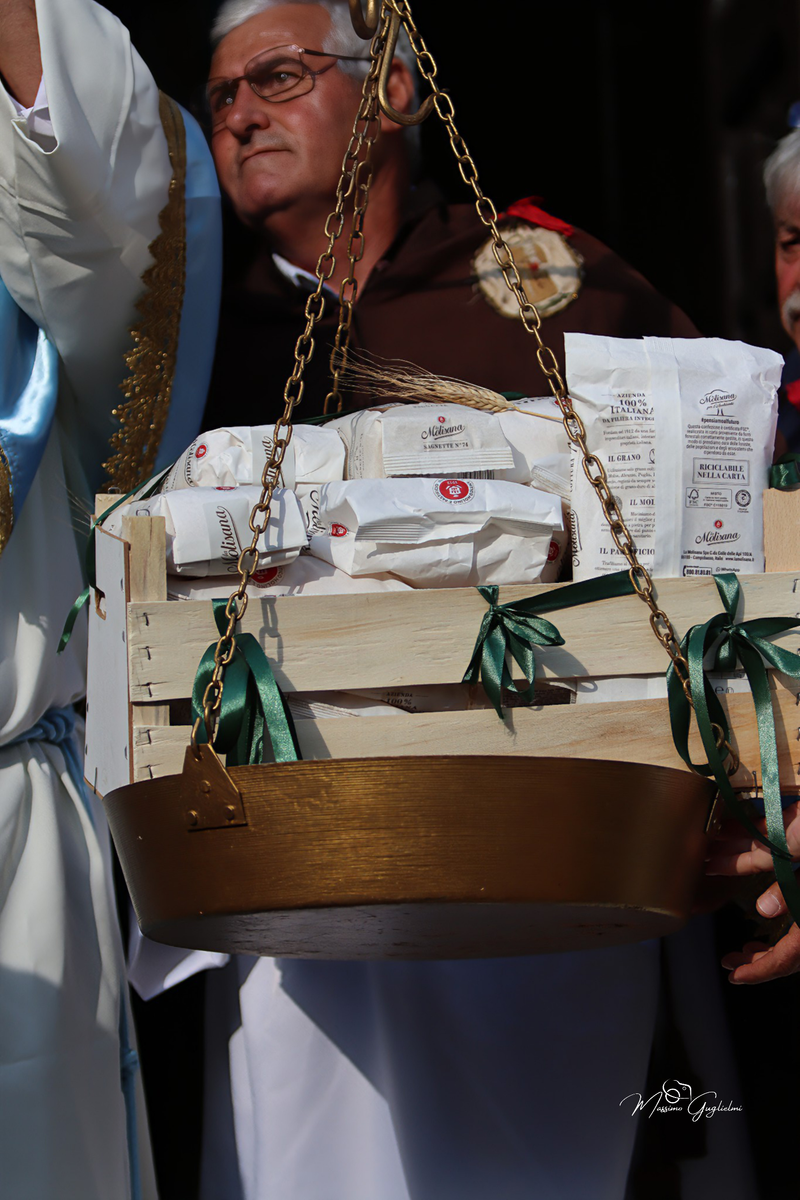 UNA GIORNATA MAGICA A LONGANO