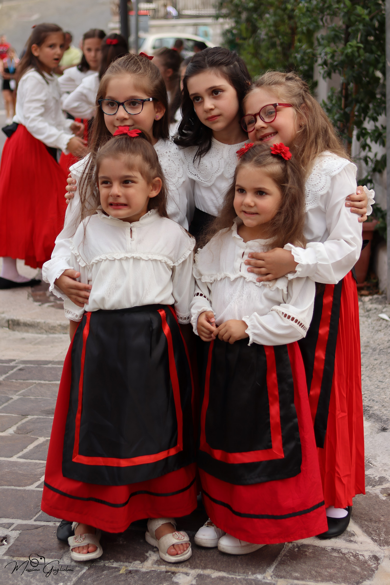 Coliri, musica, allegria