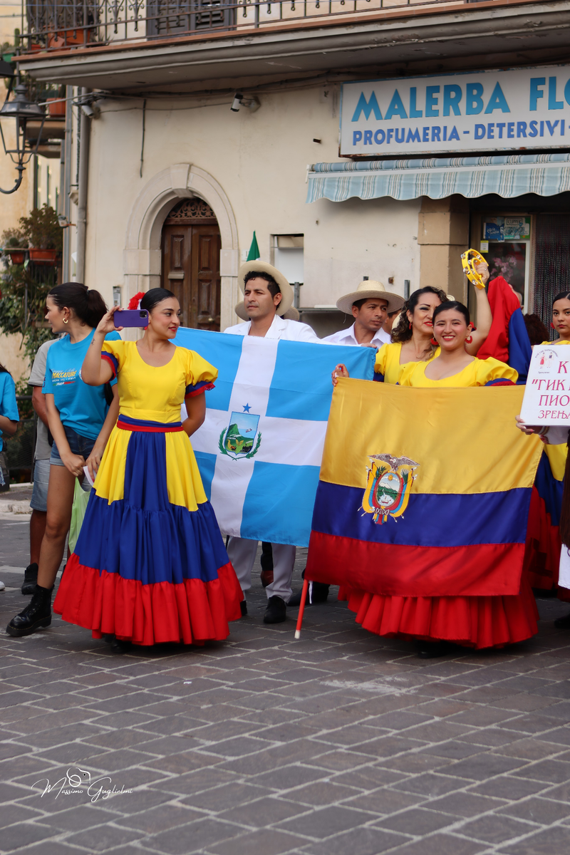 Coliri, musica, allegria