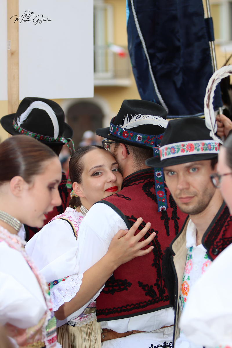 Coliri, musica, allegria