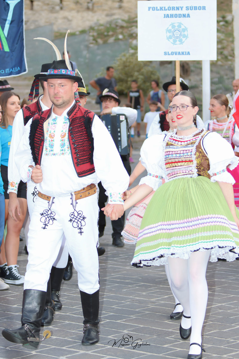 Coliri, musica, allegria