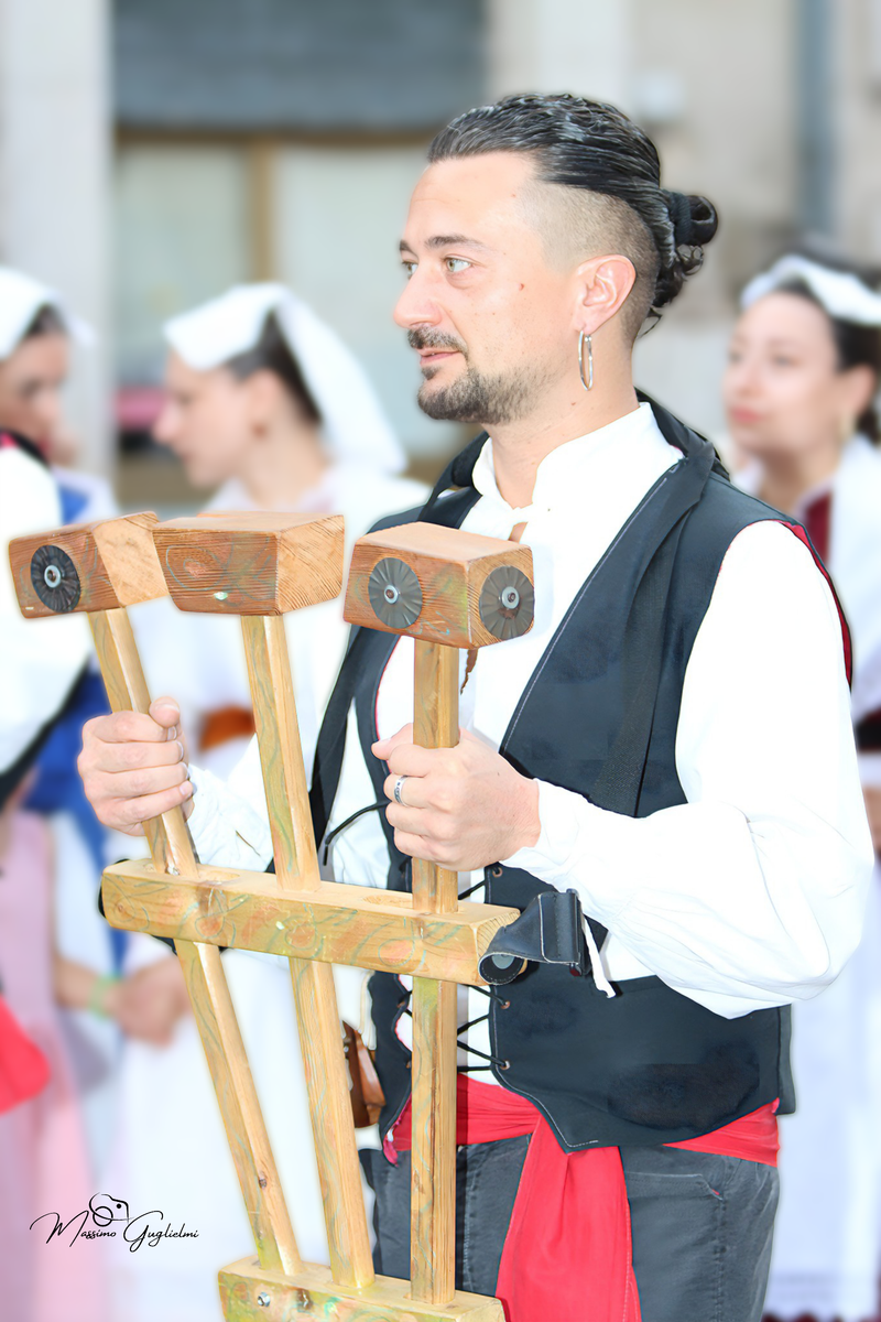 Coliri, musica, allegria