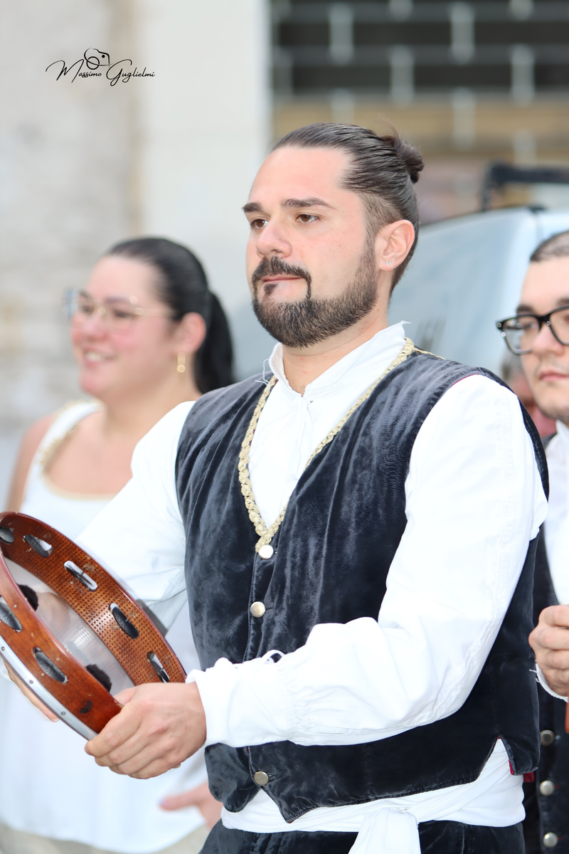 Coliri, musica, allegria