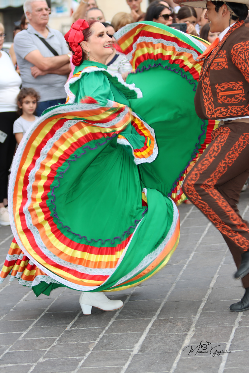 Coliri, musica, allegria