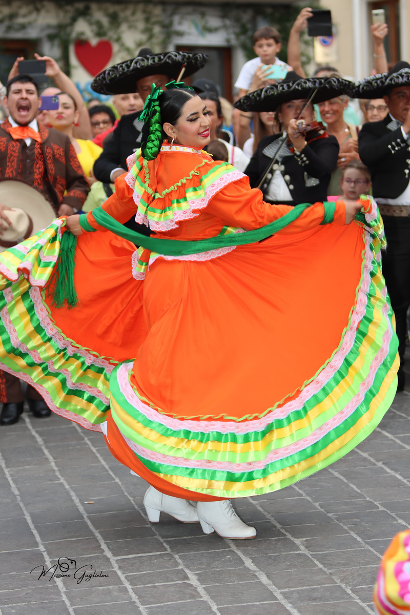 Coliri, musica, allegria