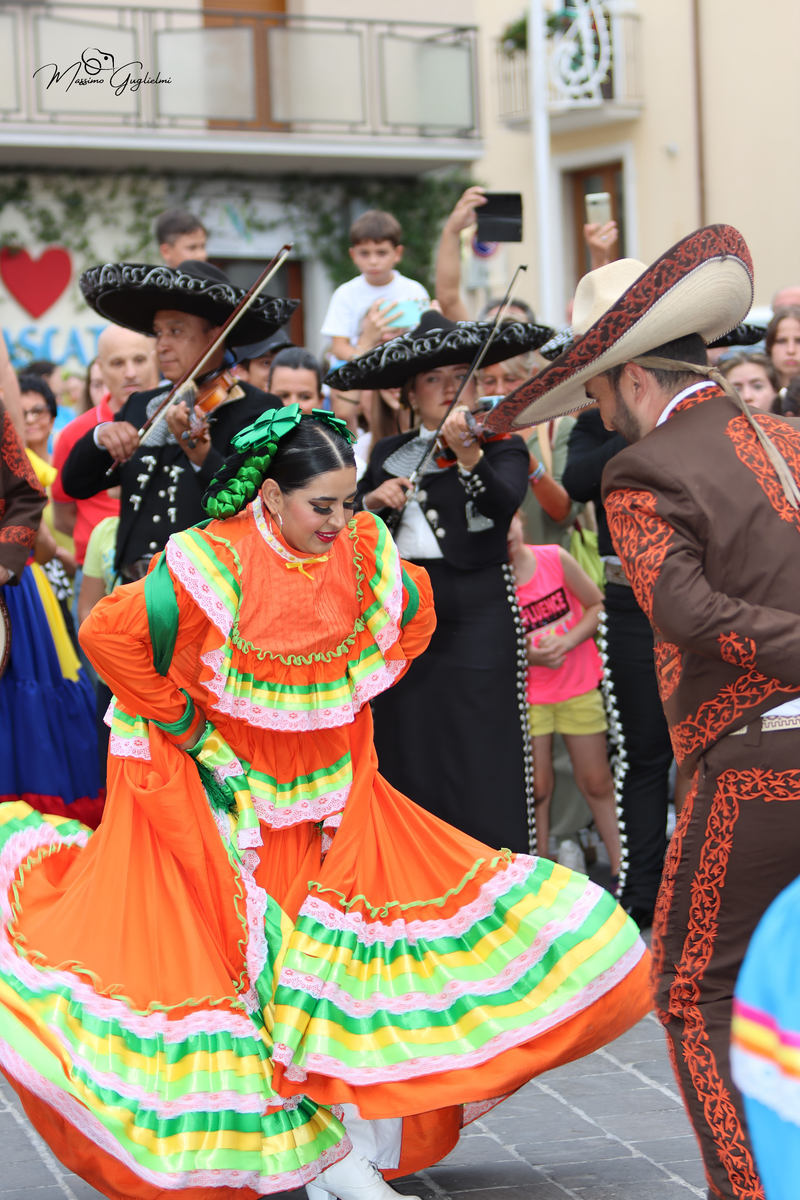 Coliri, musica, allegria