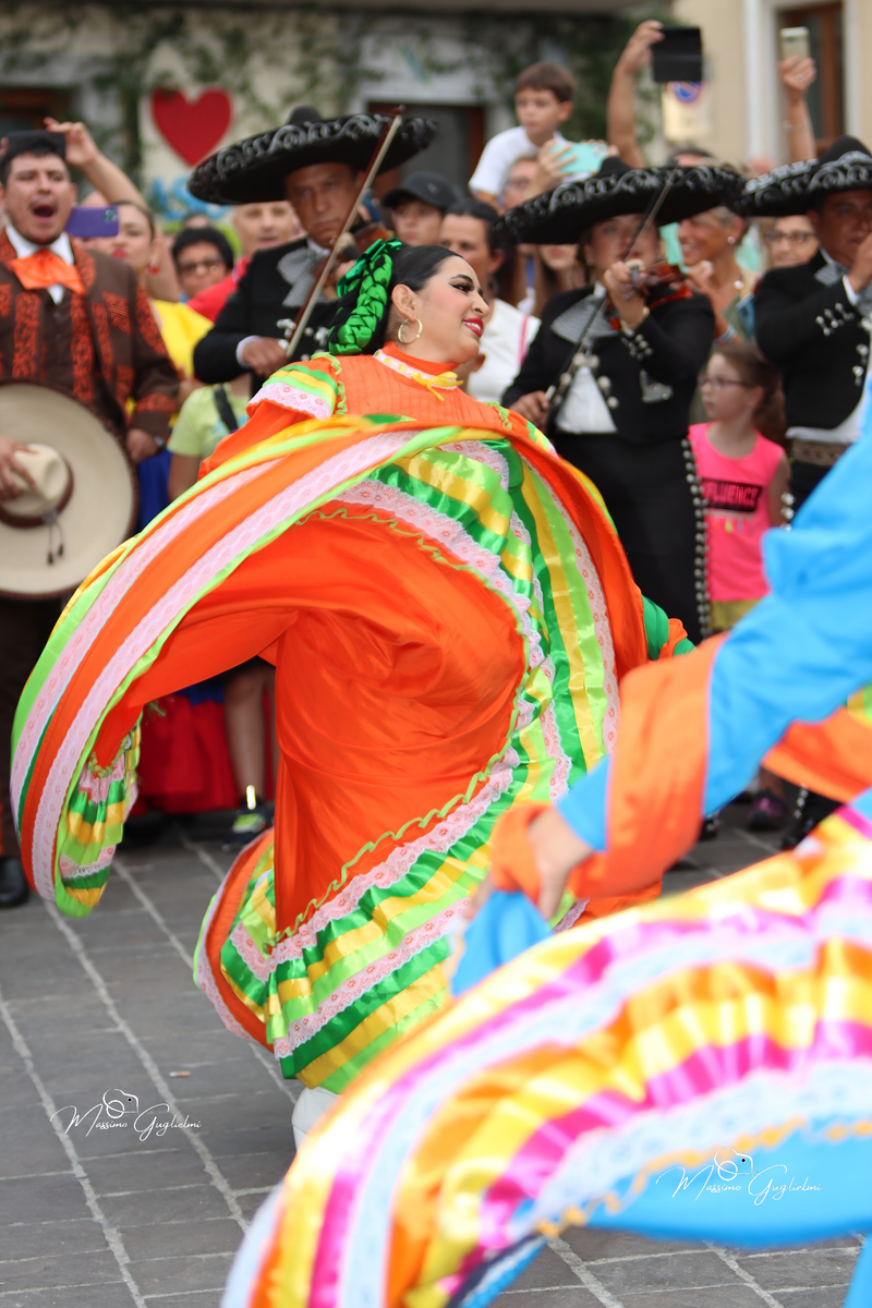 Coliri, musica, allegria