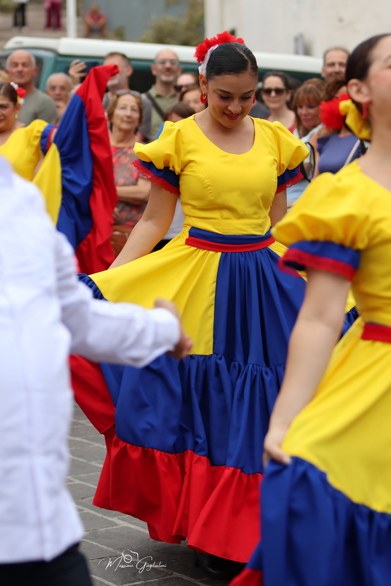 Coliri, musica, allegria