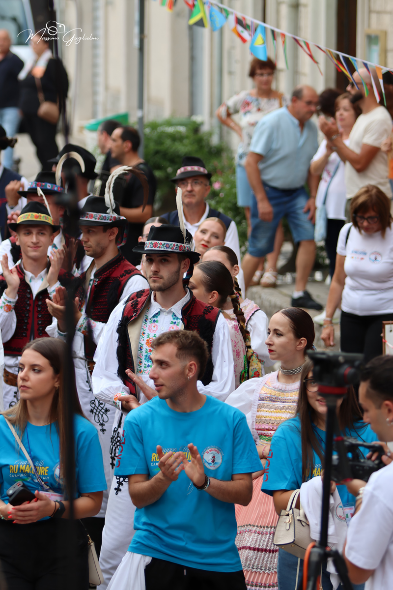 Coliri, musica, allegria