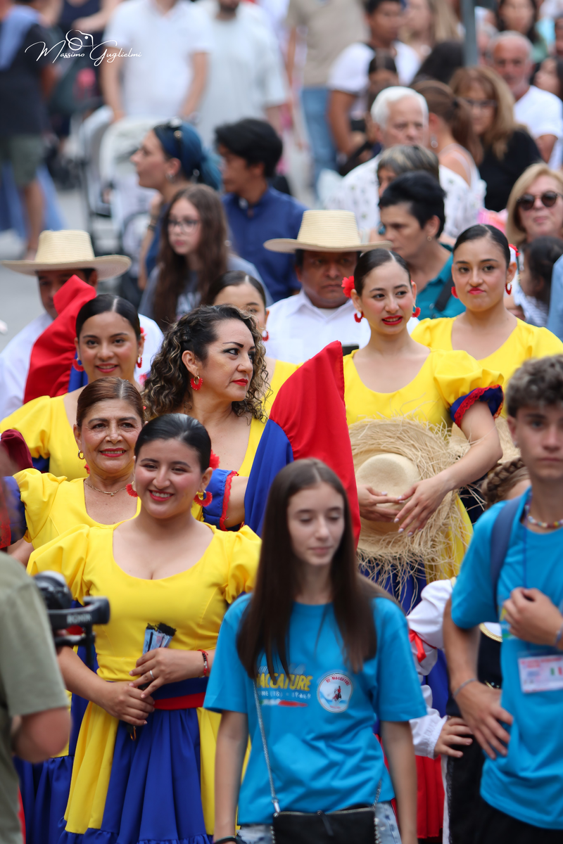 Coliri, musica, allegria